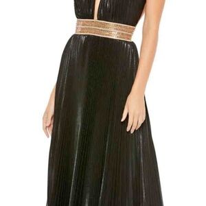 Mac Duggal Black and Gold Pleated Gown
